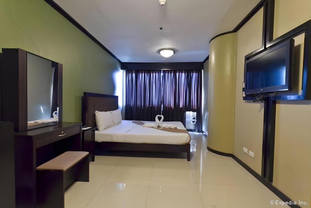 Richmond Plaza Hotel Tabok Exterior photo